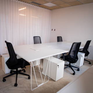 Bureau privé 50 m² 5 postes Coworking Rue Horace Villeneuve-d'Ascq 59493 - photo 1
